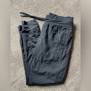 Athleta High Rise Trekki North Joggers